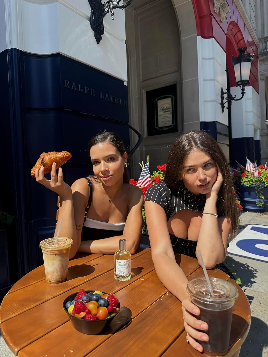 Twist Lost No. 114 - Inspired by Phl. Missing Person, Long-Lasting Perfume for Women & Men, Vegan, Clean Ingredients, Musk & Bergamot Unisex Fragrance – Spray 100 ml | 3.4 fl. oz