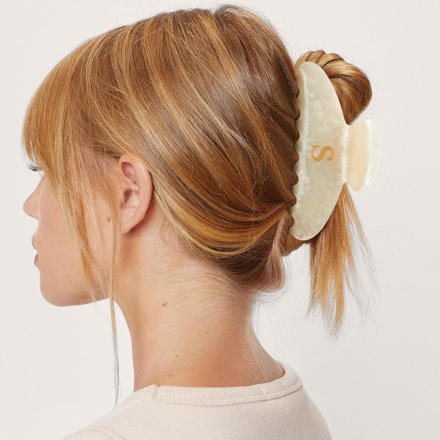 MAORULU 4 Inch Letter S Acrylic Hair Claw Clip for Women, Large Cute Marble Beige Glitter Alphabet Jaw Clips for Thick or Thin Hair, French Style Strong Hold Monogram Hair Accessories