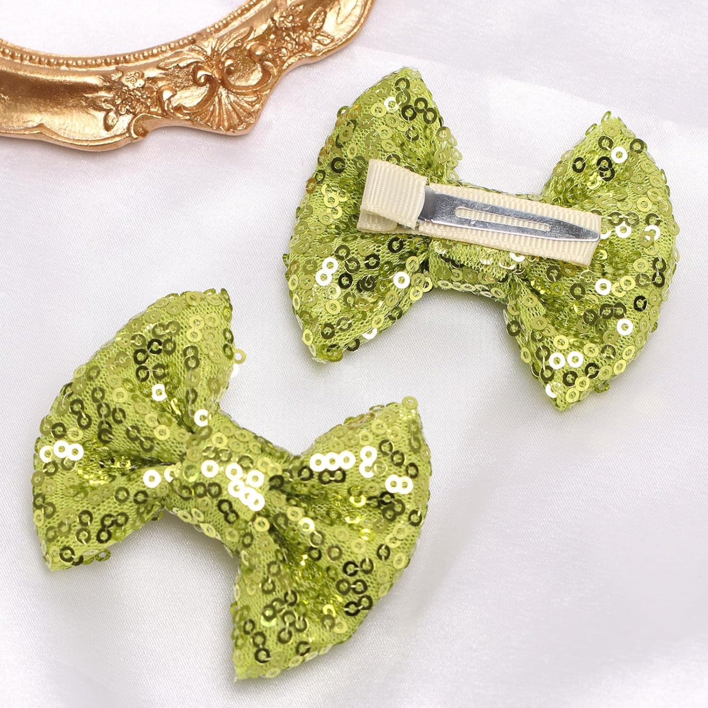 KISZU 3 Inch Glitter Hair Bows Clips, Sparkling Sequin Little Bow HairPins for Baby Girls Children Teens and Women (Apple Green)