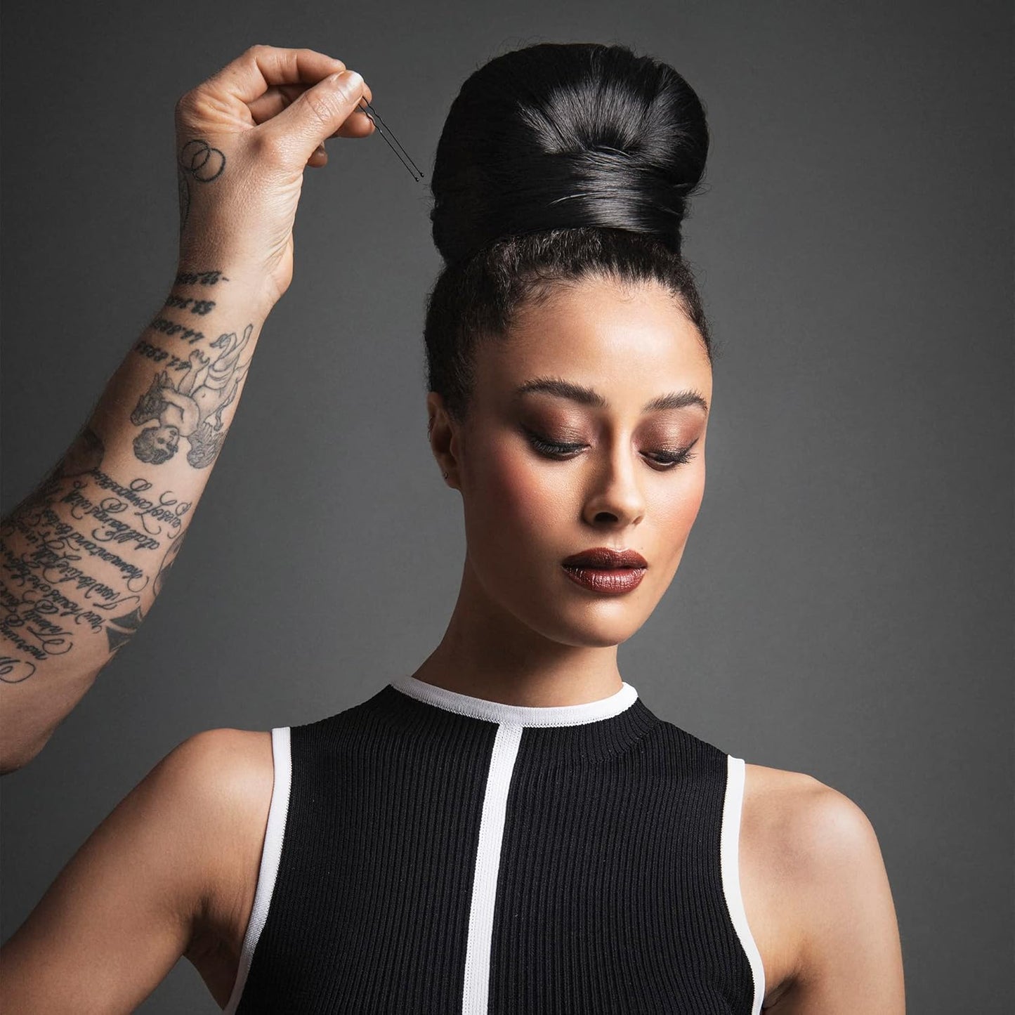 Fromm Style Artistry 1.75" U-shaped Crimped Hair Pins, Matte Bronze, 800 Hair Pins, Secure Hold, Suitable for All Hair Types and Lengths, Hair Accessories for Women