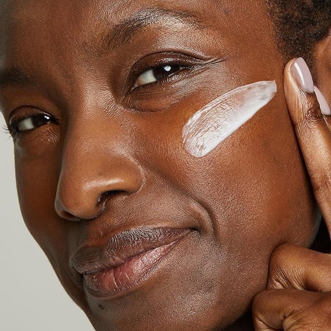 No7 Restore & Renew Multi Action Face & Neck Cream - Nighttime Collagen Peptide Facial Moisturizer - Anti Aging Face Cream Enriched with Hyaluronic Acid, Shea Butter + Vitamin E to Firm Skin (50ml)