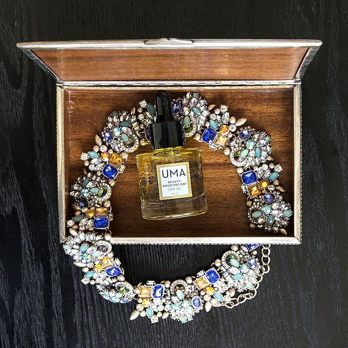 UMA Beauty Boosting Day Face Oil helps in hydrating skin | Ayurvedic moisturizing face oil for sensitive to normal skin types I 100% Organic, Vegan, Paraben-free, & non-toxic (1 fl oz | 30 ml)